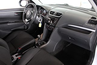Halvkombi Suzuki Swift 7 av 14
