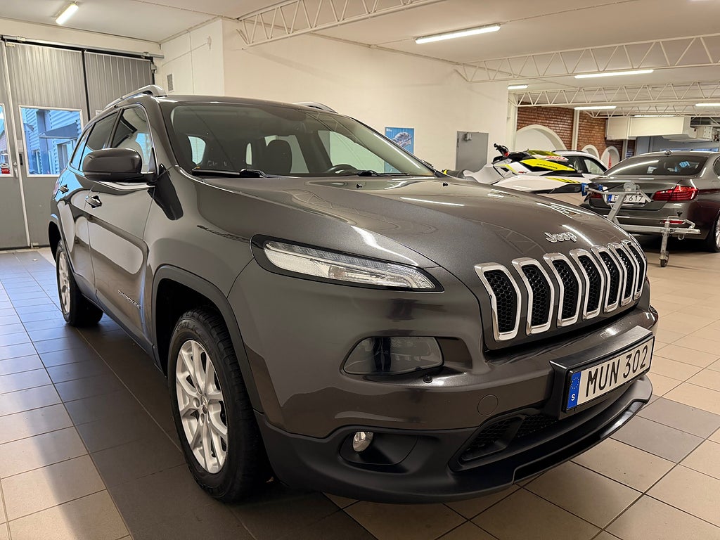 Jeep Cherokee 2015 - miniatyr 6