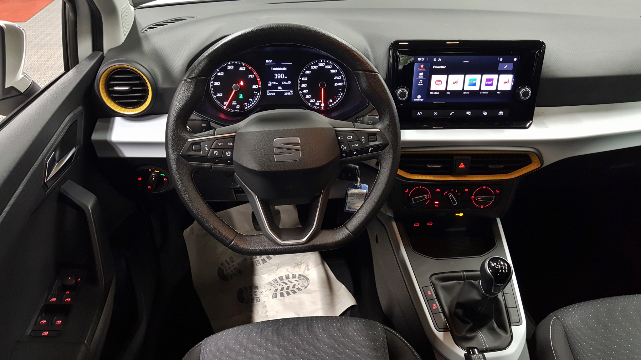 Seat Arona 1.0 TGI CNG 90hk Style 2022, bild 5/49