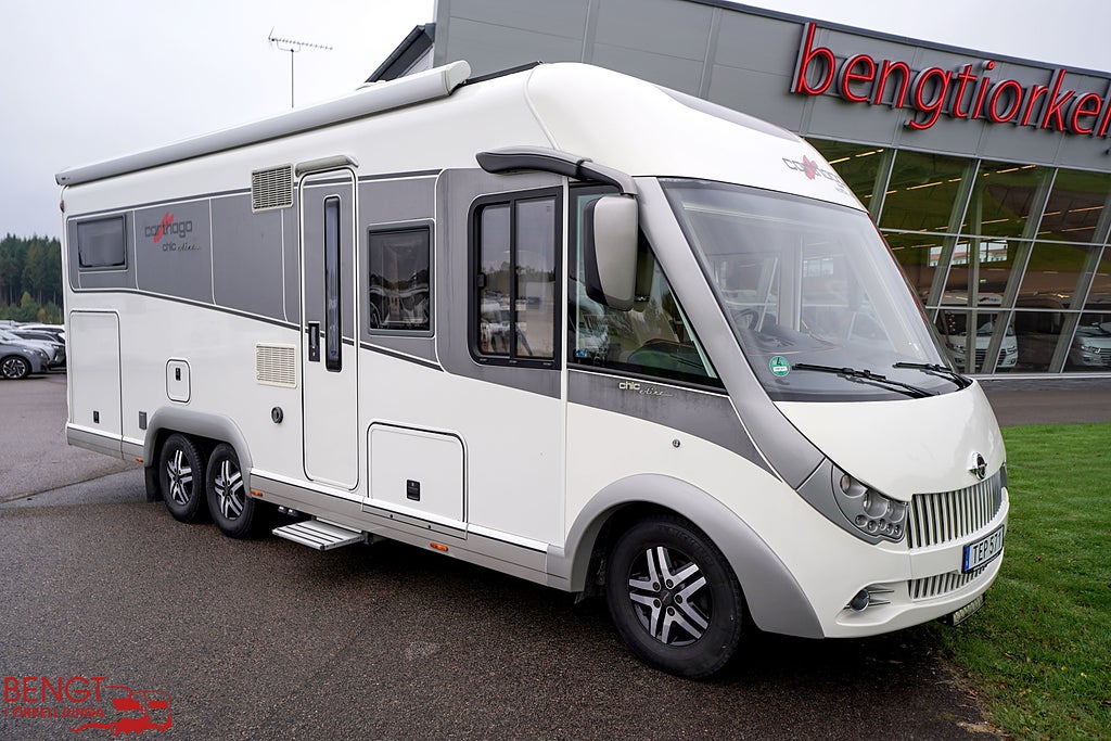 Carthago Chic E-Line I 51 Linerclass | Långbäddar | AC x2 I KAMPANJ