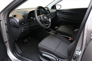 Halvkombi Hyundai i20 9 av 17