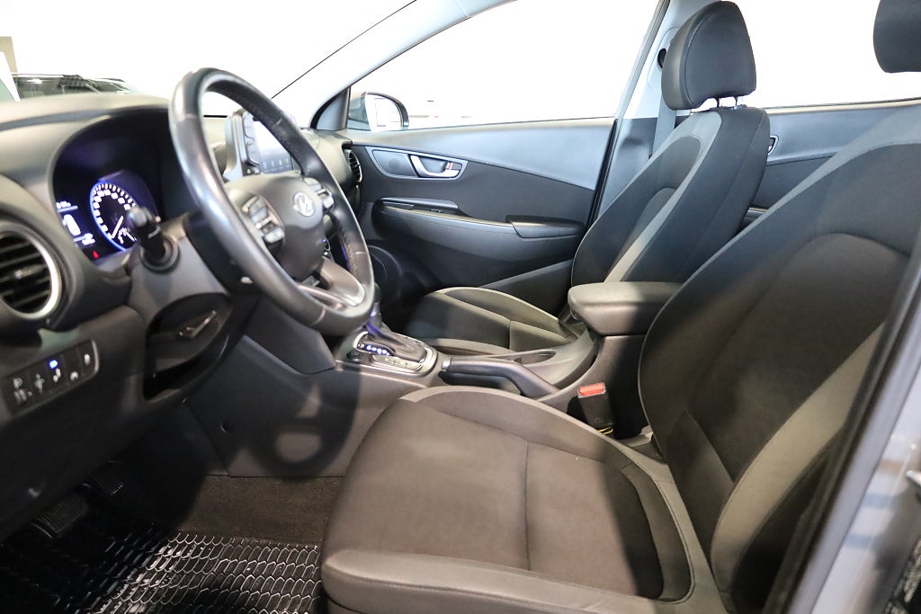 Hyundai Kona 1.6 T-GDI AUT Trend Kamera Blåtand Rattvärme