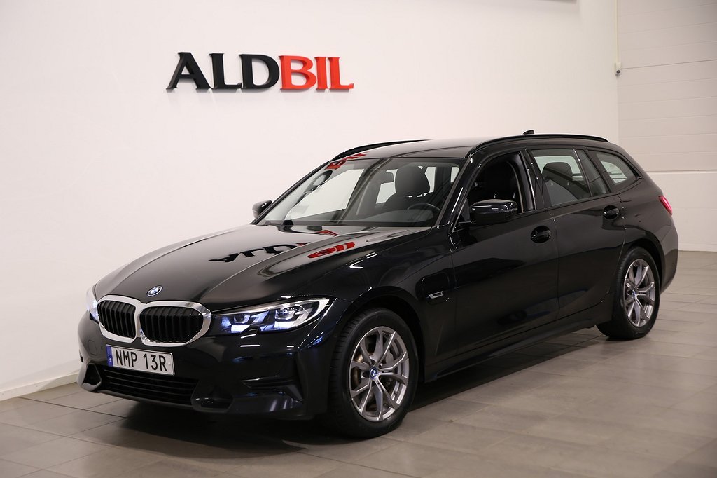 BMW 330e xDrive 292hk Connected Aut / Backkamera / Navigation