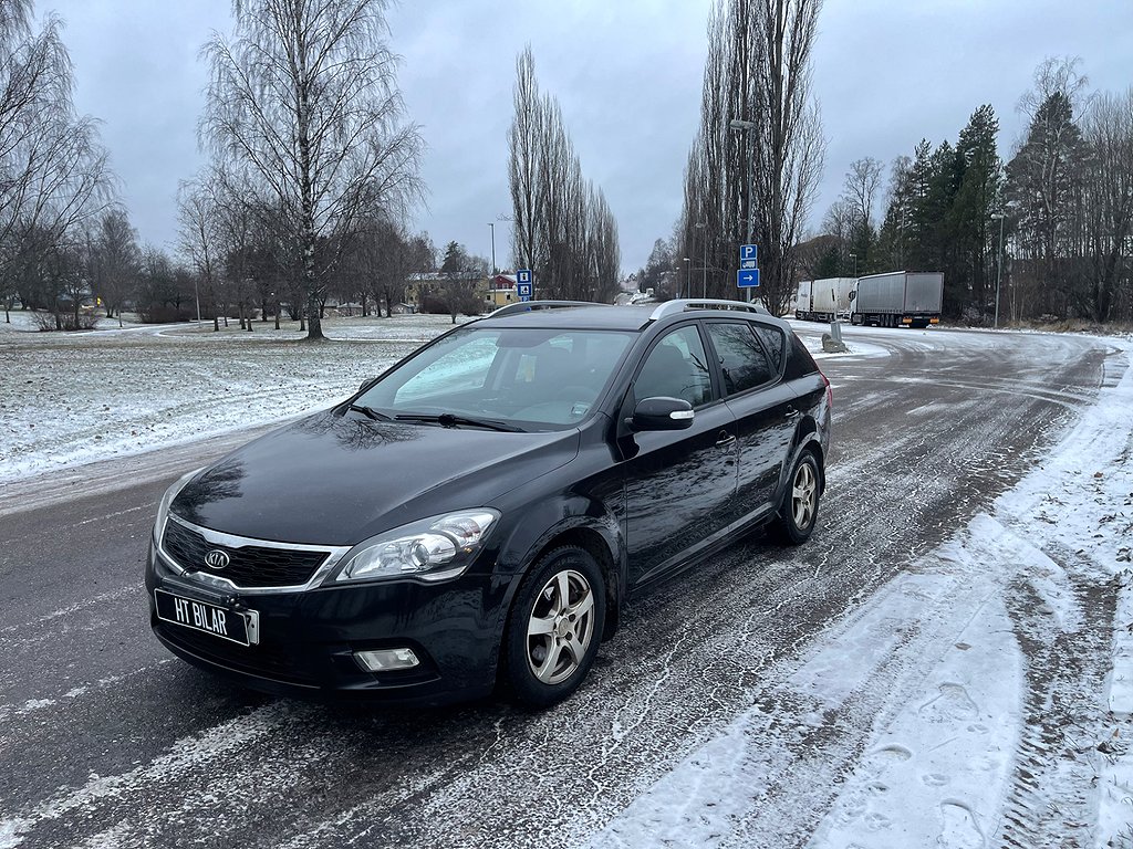 Kia CEED cee'd_sw 1.6 CRDi ECO Euro 5 | Drag | Nyservad