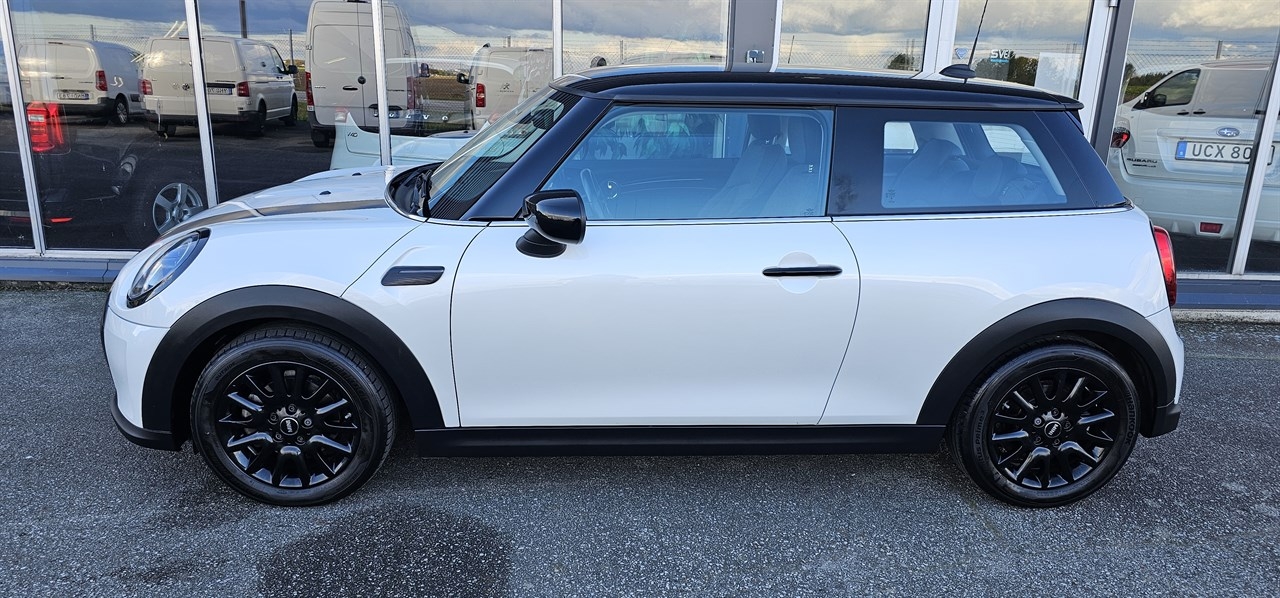 MINI Cooper 2024, photo 2/52
