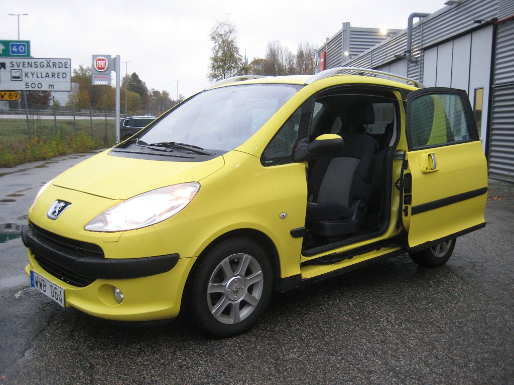 Peugeot 1007