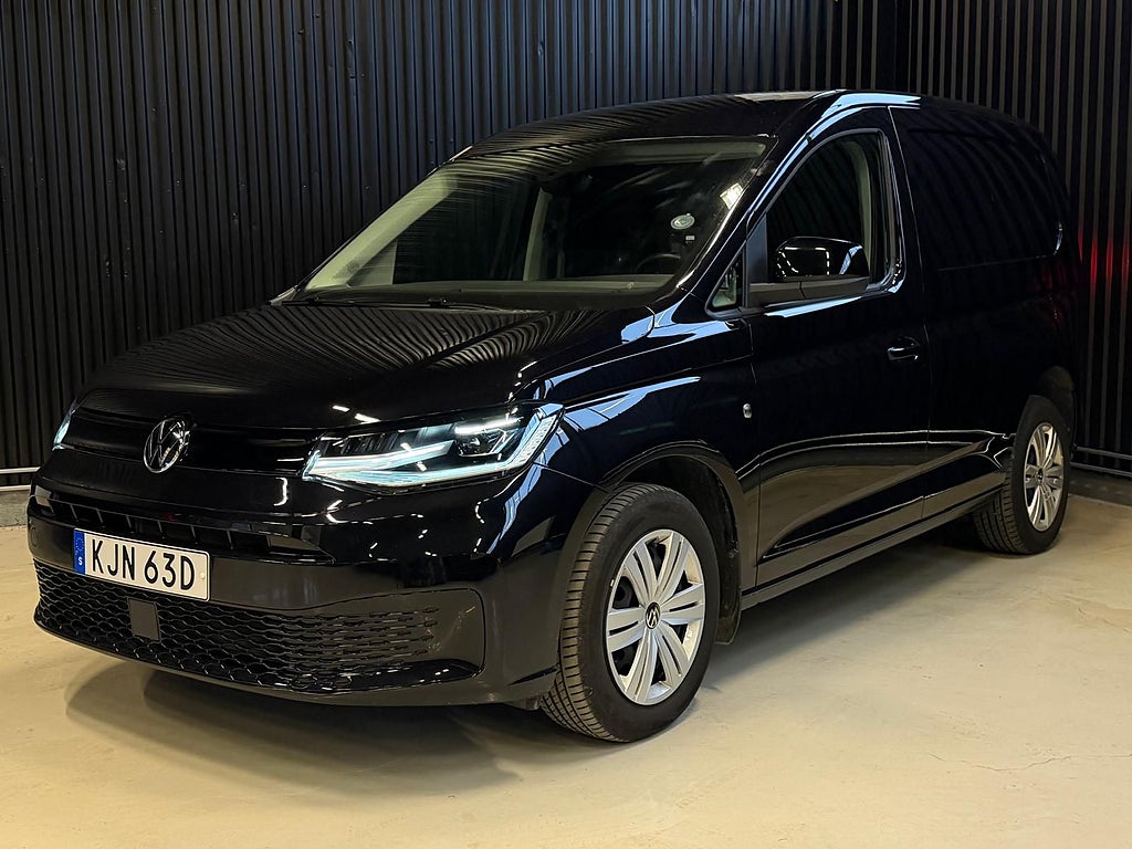 Volkswagen Caddy 2.0 TDI VÄRME/B-KAMERA/DRAG MOMS NEDLACKAD