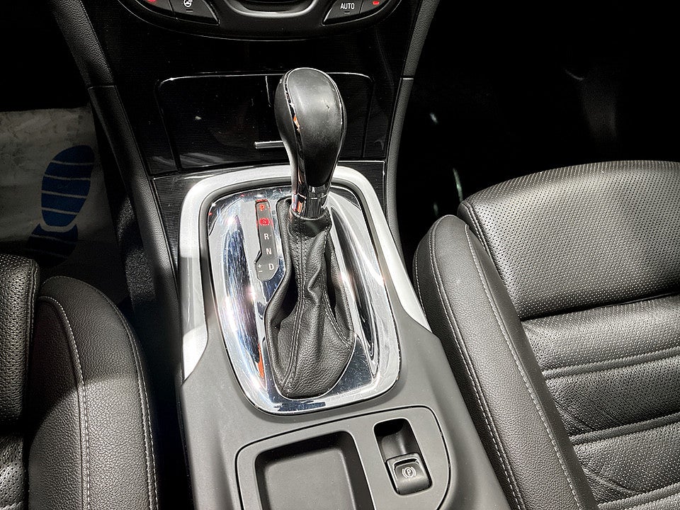 Bild på Opel Insignia Country Tourer 2.0 CDTI 170hk Aut 4WD PANO B-KAMERA