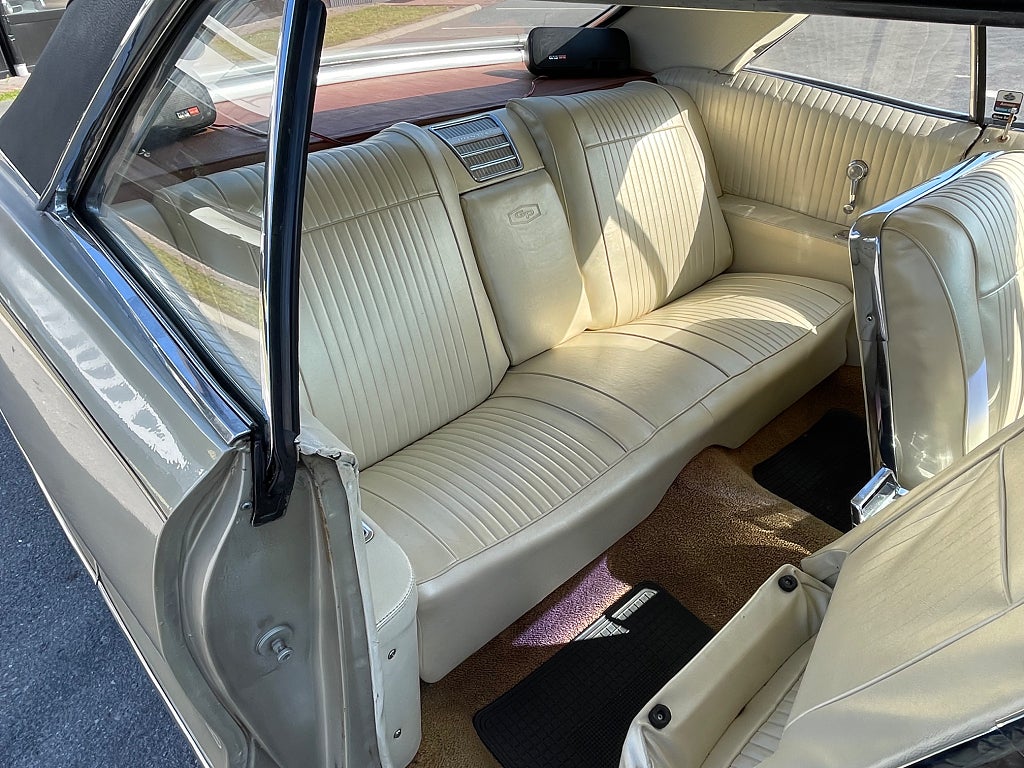 Pontiac Grand Prix 6.4 V8 0kr insats 1896kr/mån
