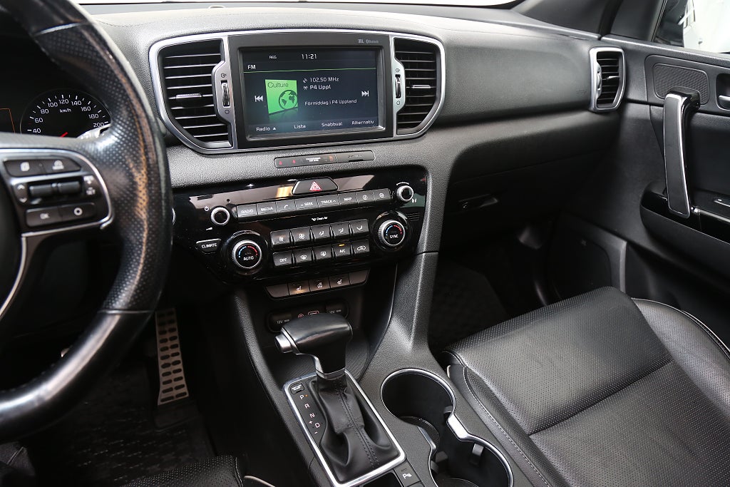 Kia Sportage 2,0 CRDi 185hk GT-Line AWD Panorama Skinn Motorv Drag 2016