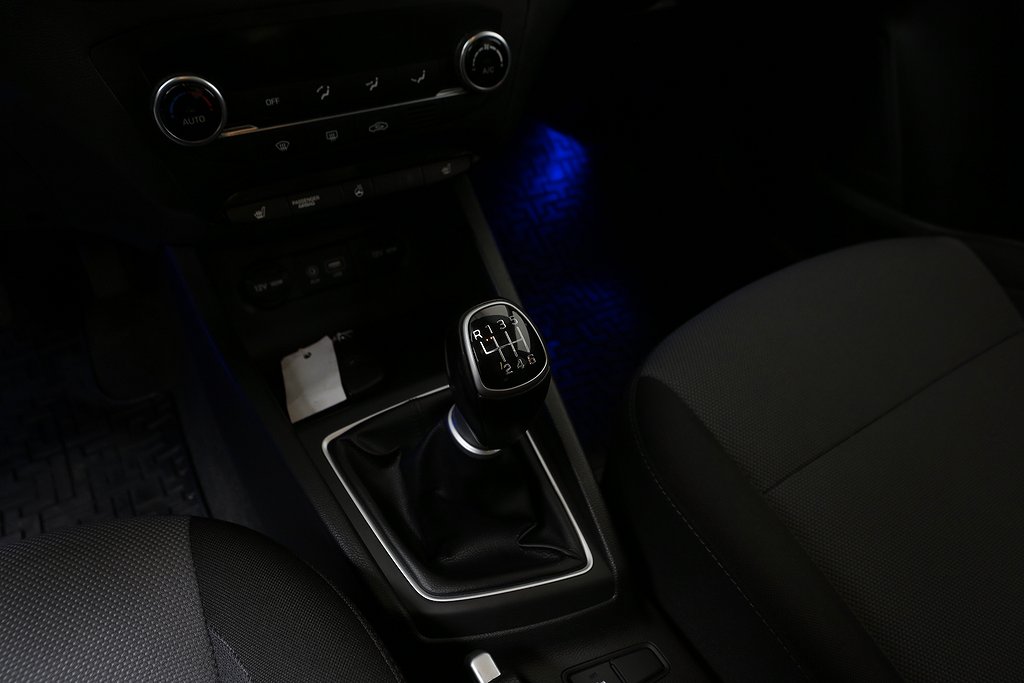Hyundai i20 1,4 Premium 101hk 5D Panorama Kamera 2016