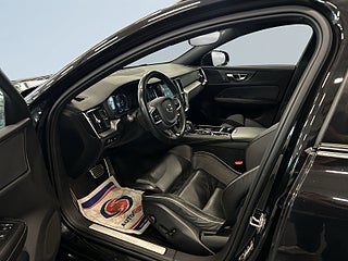 Volvo V60 T6 Twin Engine AWD  R-Design S&V-hjul/Carplay/Värmare