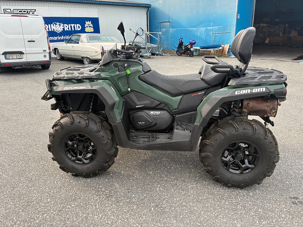 Can-Am Outlander 570 Max XU+ Traktor-A