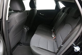 Halvkombi Hyundai i30 8 av 18