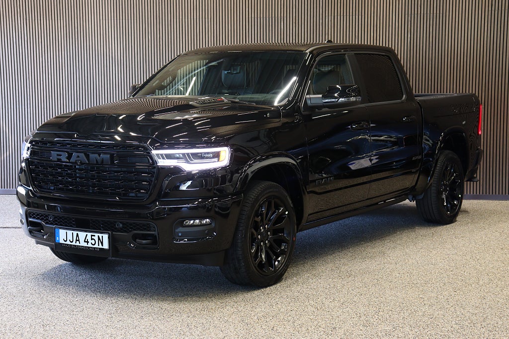 Dodge RAM 1500 Limited Night Rambox 540hk Hurricane
