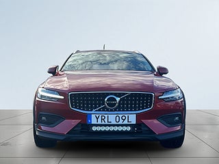 Volvo V60 Cross Country D4 AWD Automat Drag/Kamera/M-Värm/P-Värm/LED/S&V-Däck – bild 2