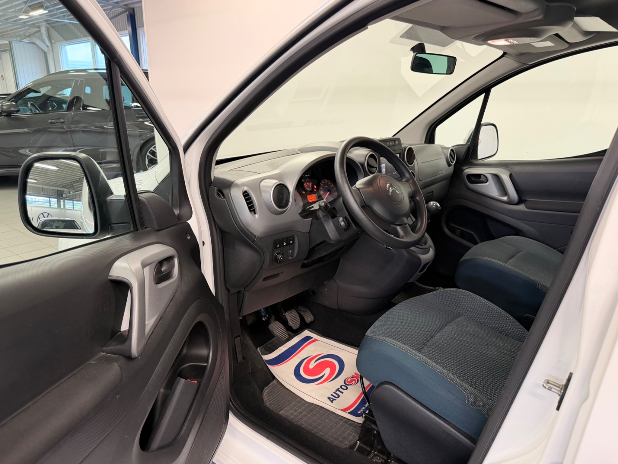 Citroen Berlingo 2017, bild 5/10