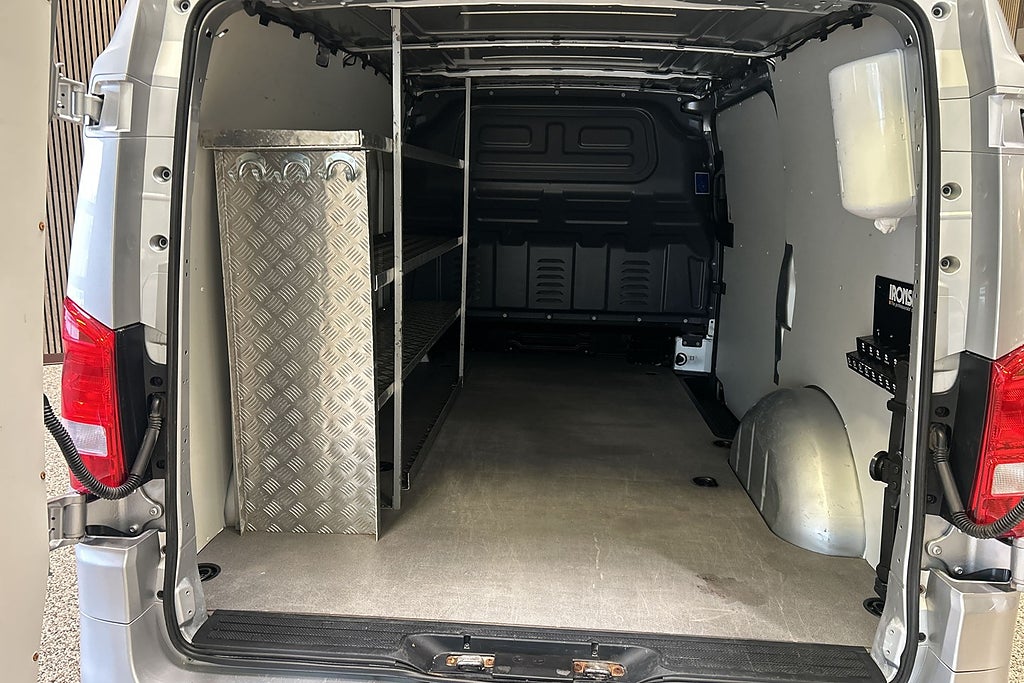 Mercedes-Benz Vito 119 BlueTEC 4MATIC 3.0t 7G-Tronic *Värmare*