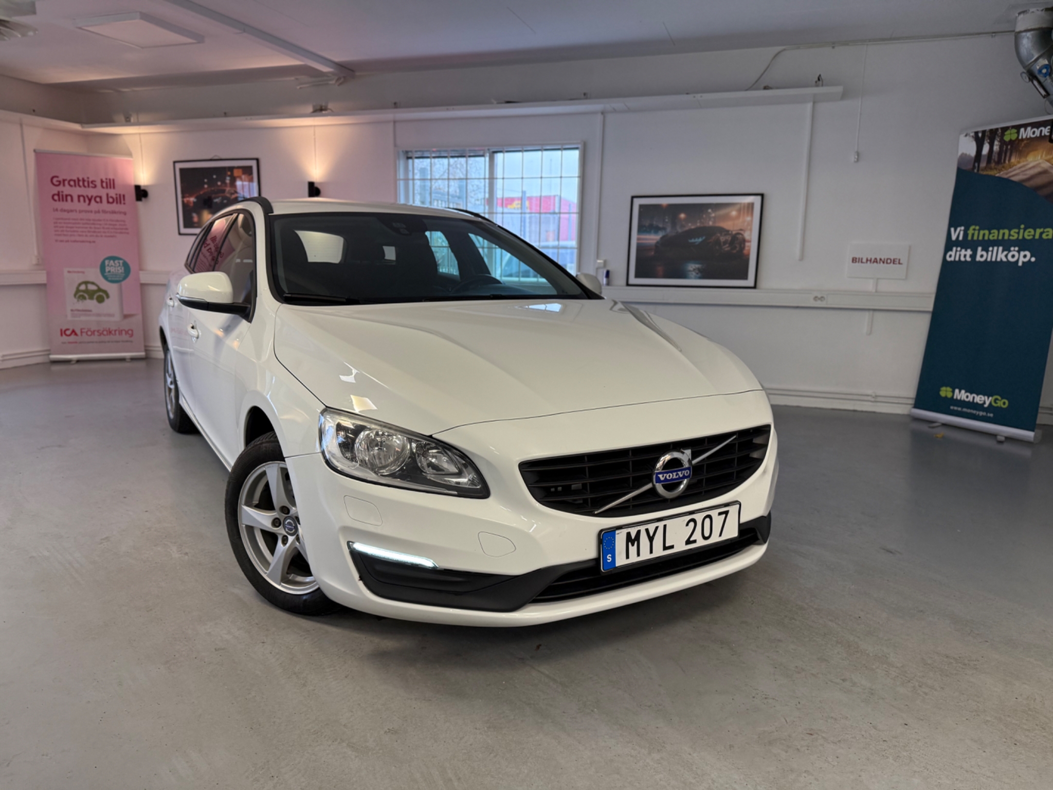 Volvo V60 D2 2016, kuva 3/44