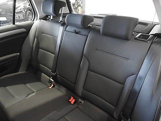 Halvkombi Volkswagen Golf 16 av 23