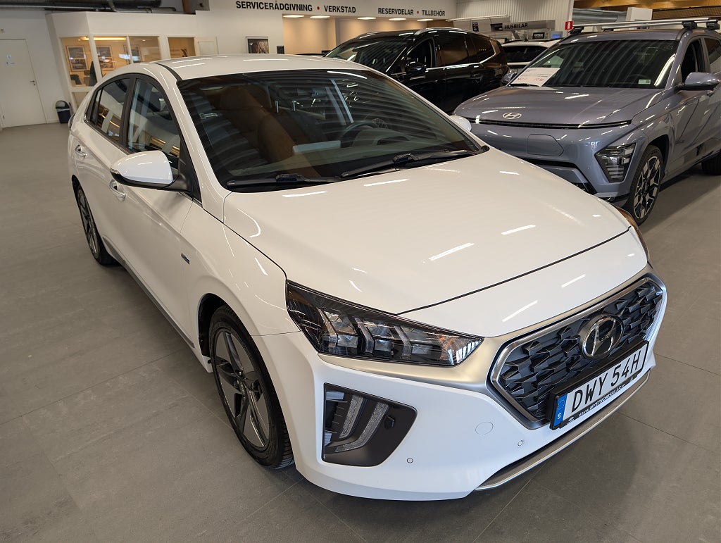 Hyundai IONIQ Hybrid 1.6 DCT Premium M-värm/V-hjul thumbnail