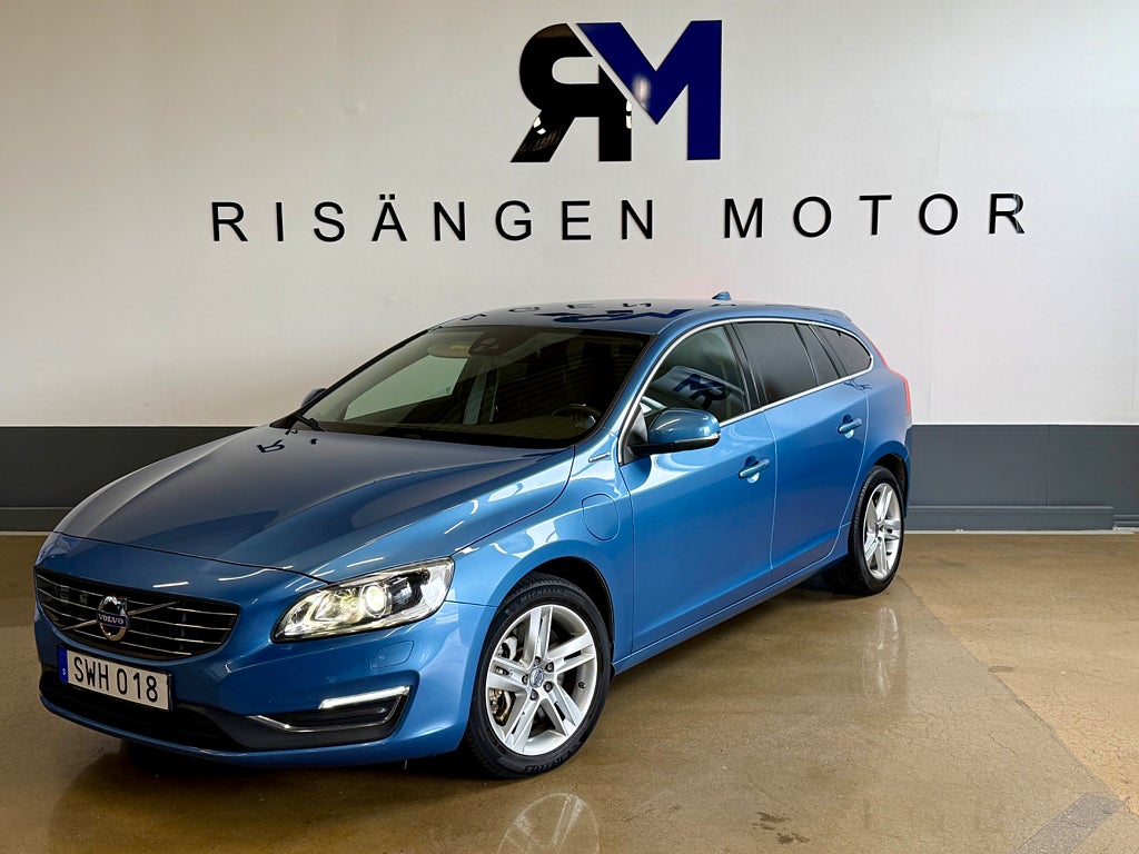 Volvo V60 D5 Plug-in Hybrid AWD Geartronic Momentum Euro 6