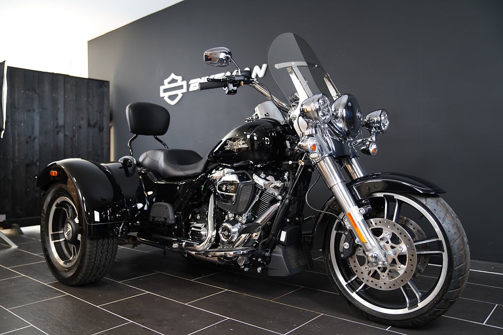 Harley-Davidson FLRT Freewheeler 