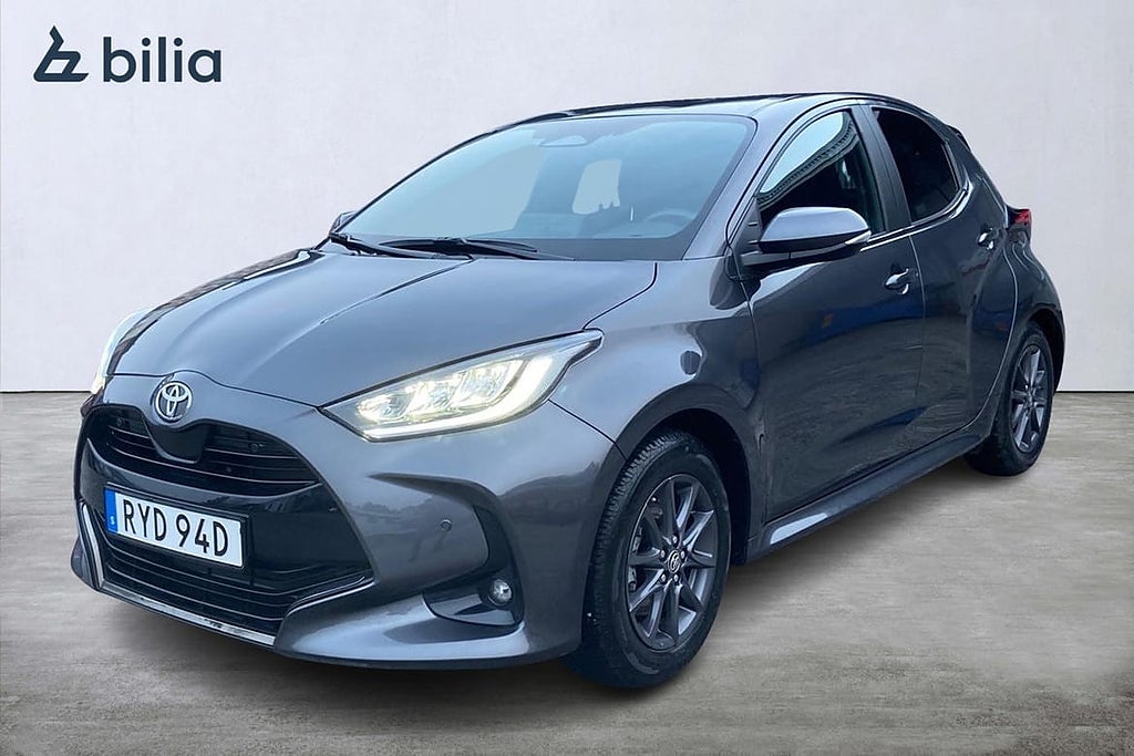 Toyota Yaris Hybrid 130 1,5 Elhybrid 130HK Style Parkeringsensorer Garanti T.