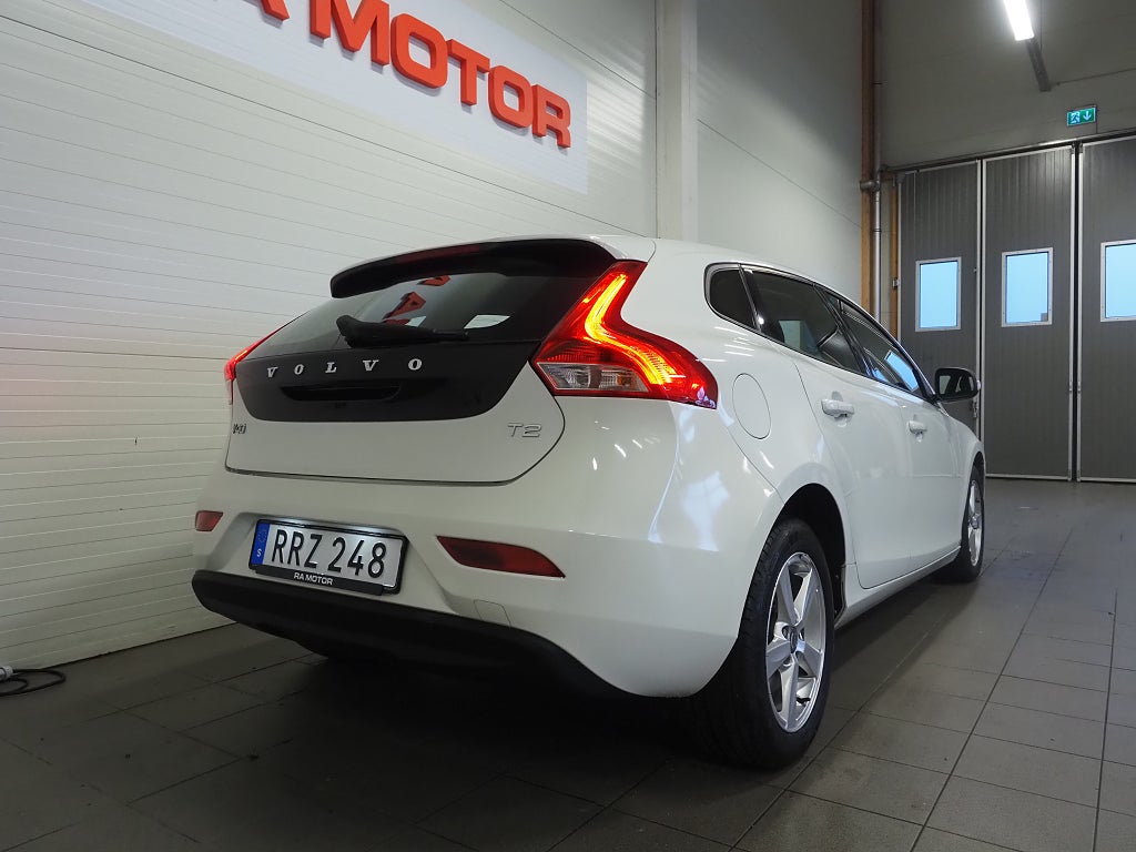Volvo V40 T2 122hk Kinetic | Farthållare | Bluetooth | 2016