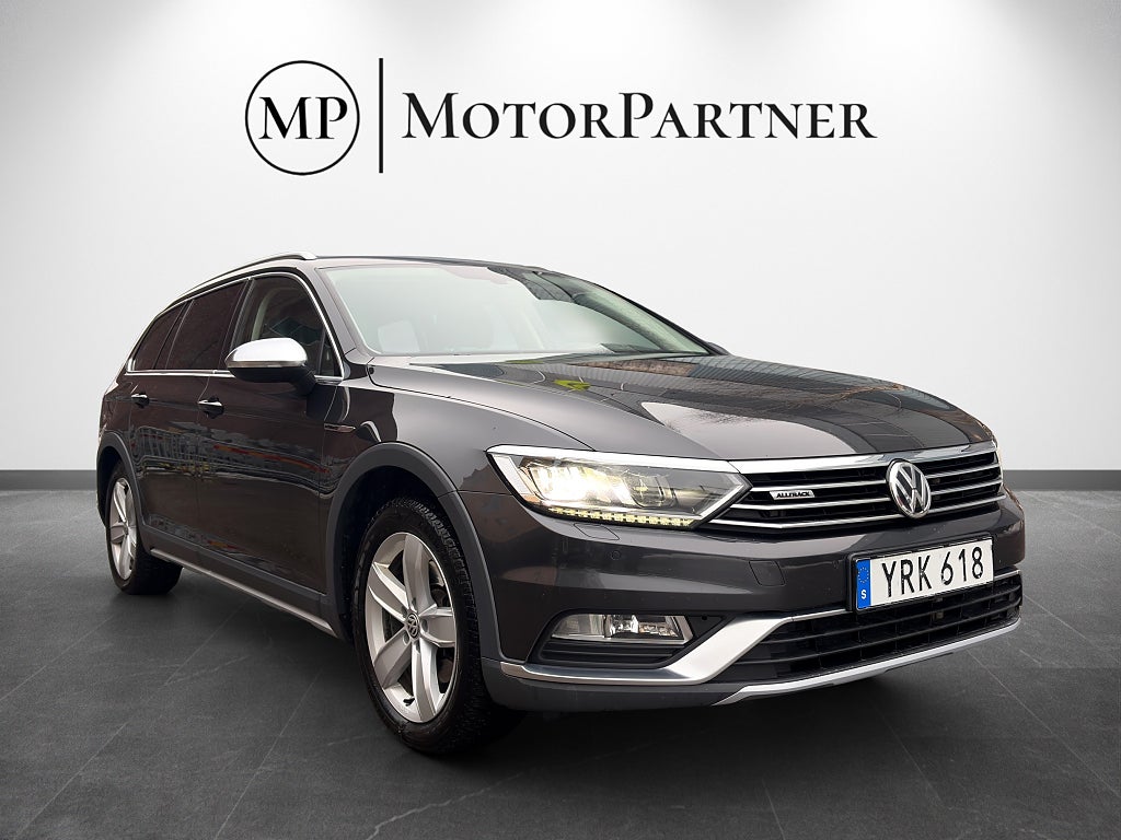 Volkswagen Passat Alltrack 2.0 TSI 4M Kamera 220hk