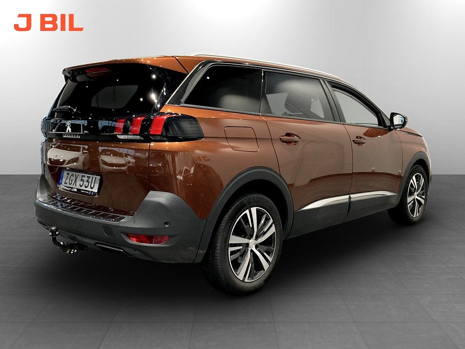 Bild på Peugeot 5008 Allure Pack 1.2 PT 130hk Aut - 7-SITS, B-KAMERA