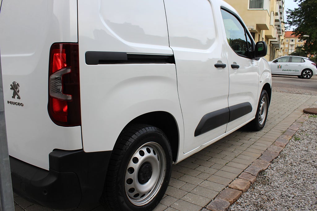 Peugeot Partner 2021 - miniatyr 10