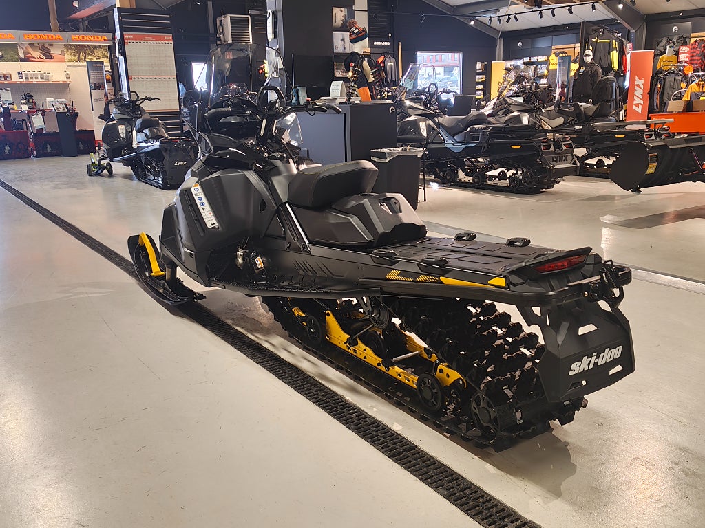 Ski-Doo Tundra LE 600 EFI 2026 - miniatyr 3