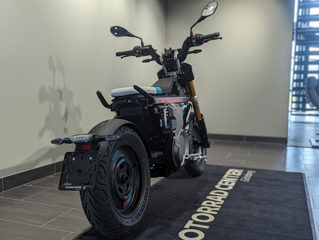 BMW CE02 Moped .Ord pris: 93.345kr NU: 49.900kr!Highline.Omg lev.