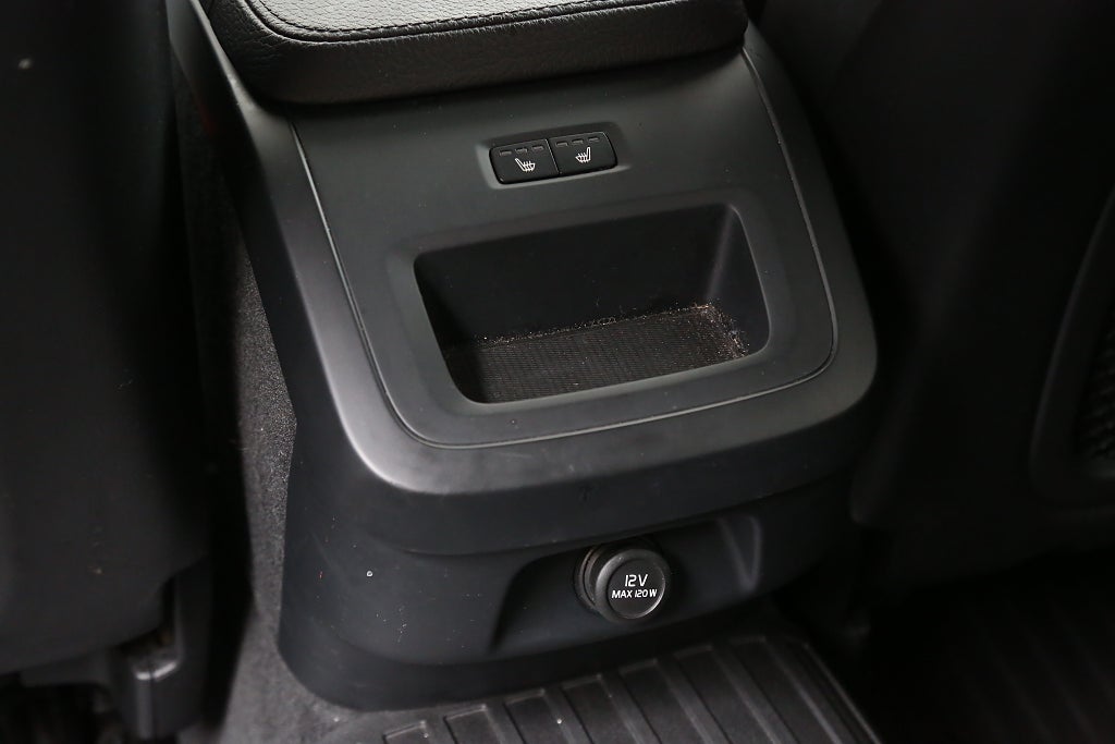 Volvo V90 T4 190hk Momentum SE Aut Head-up Kamera VOC Drag 2019