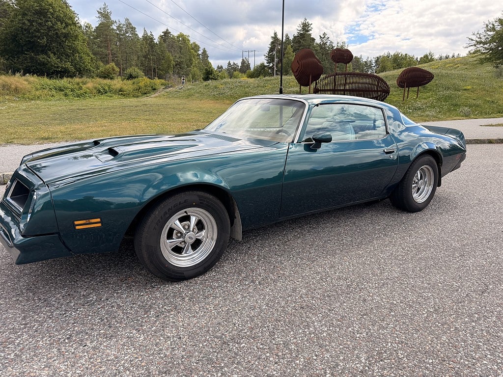 Pontiac Firebird Formula 5.7 V8 Hydra-Matic