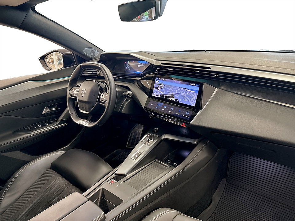 Bild på Peugeot 408 GT 1.2 PT 130hk Aut B-KAMERA CARPLAY ELSTOL
