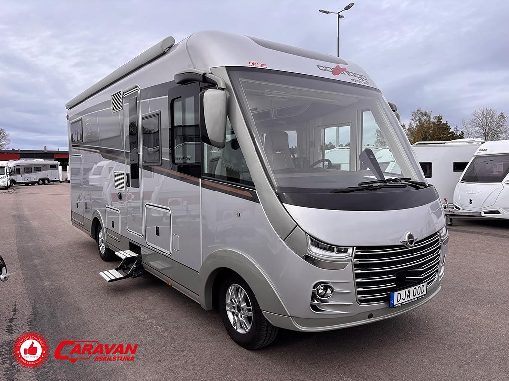 Carthago Chic S-Plus i 50 LE / Iveco / 207 hk / Hydrauliska stödben / Dra