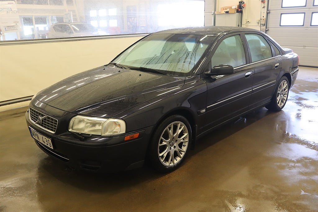 Volvo S80 2.4 140Hk AUT 17" NEBULA LÄDER DRAG FIN BIL