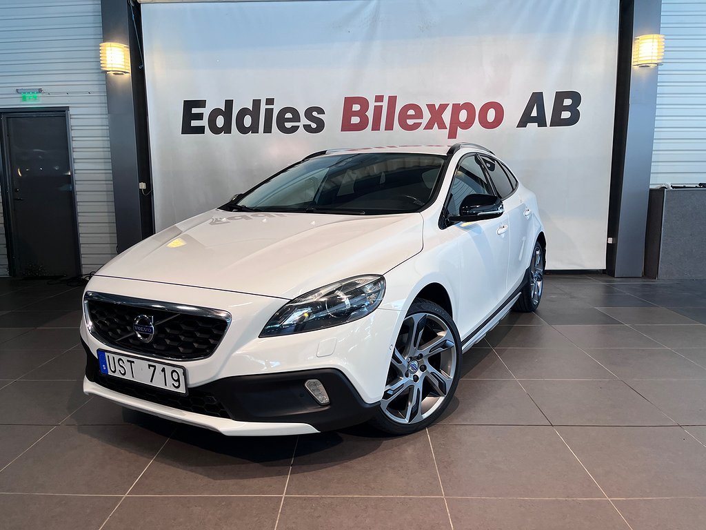 Volvo V40 Cross Country D2 Momentum 115HK