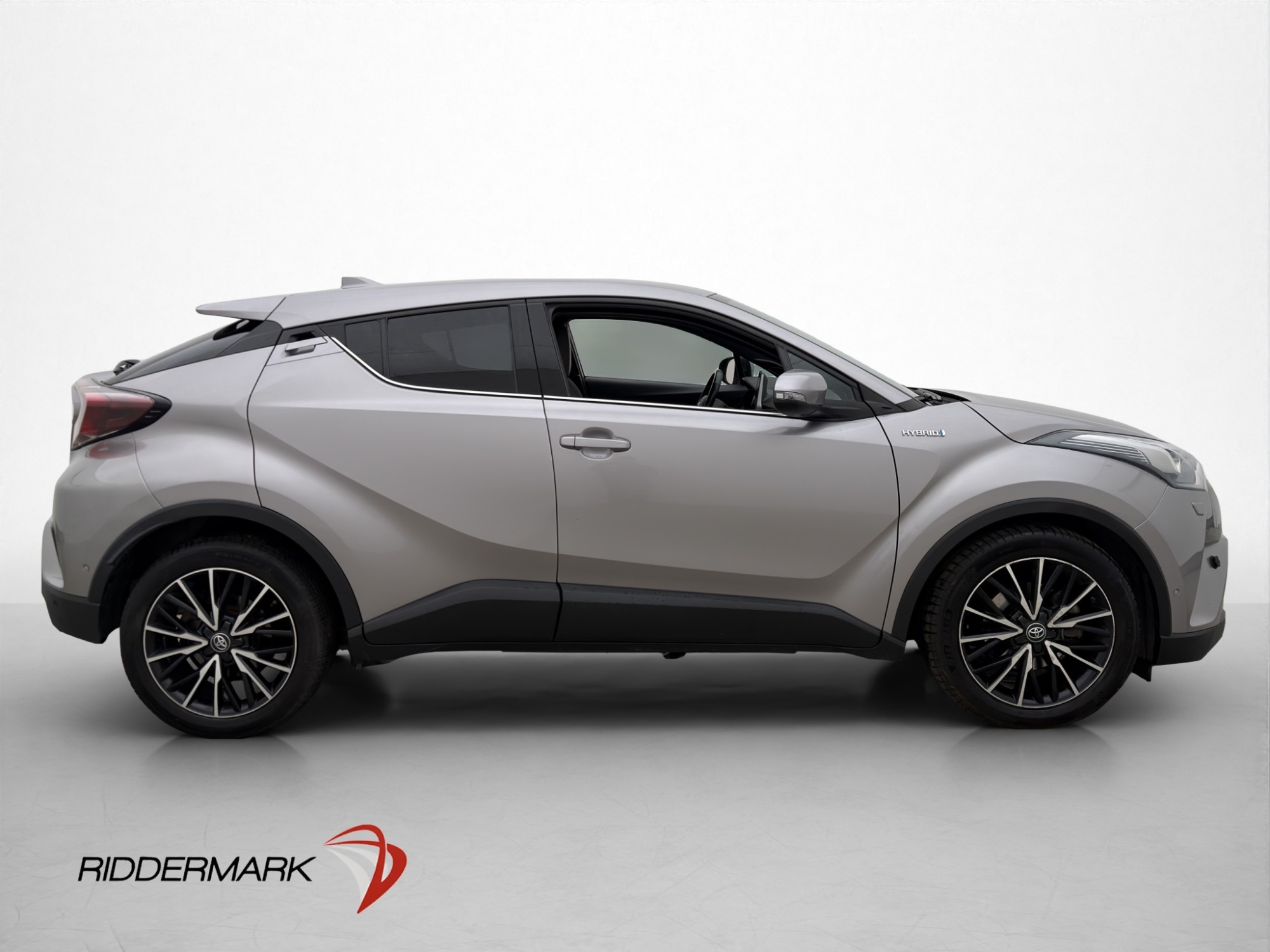 Toyota C-HR Hybrid Executive Nav 2017, bild 6/10