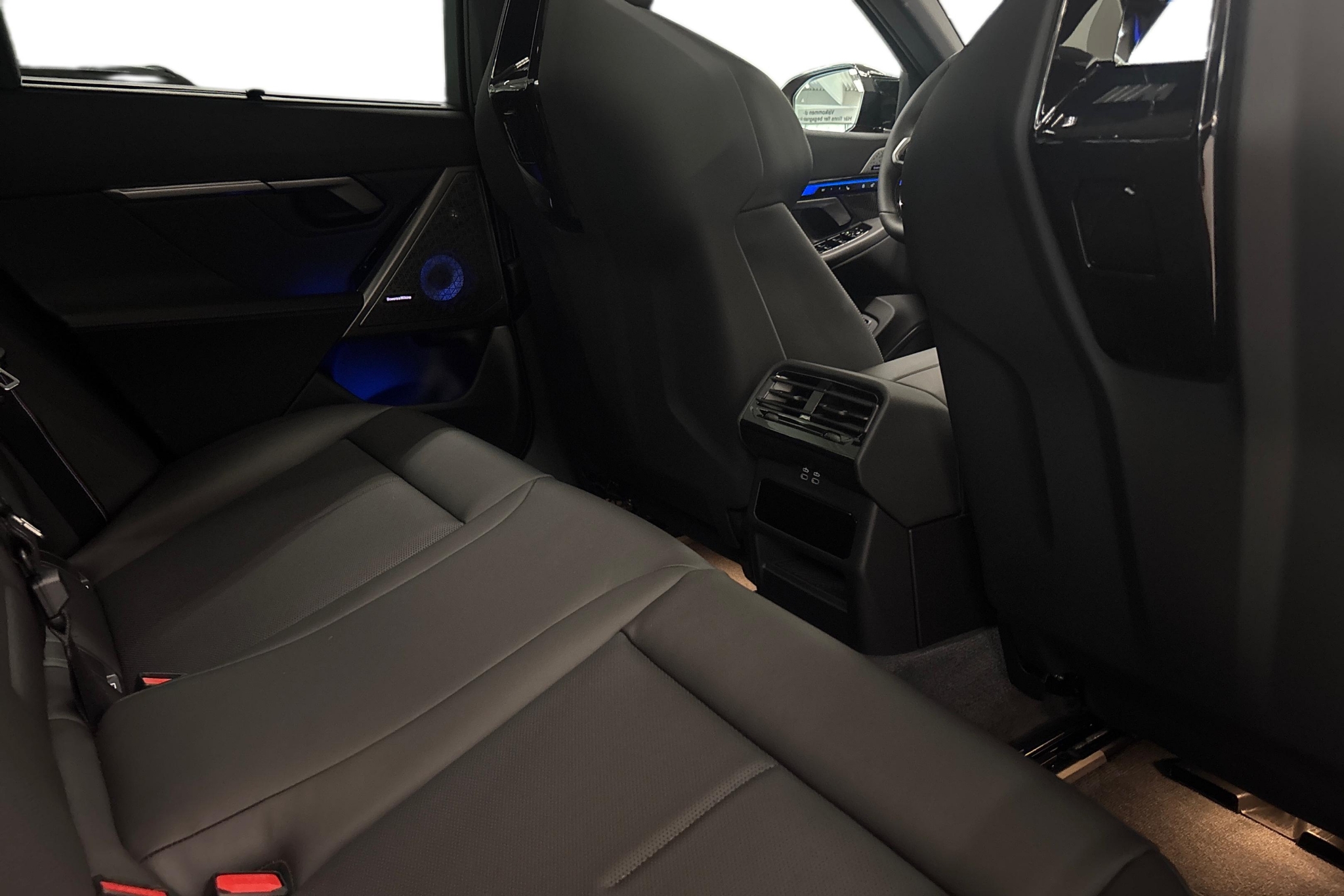 BMW M5 DEMOBIL 2027, bild 7/53