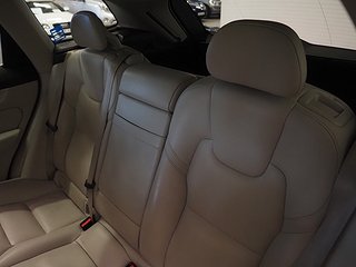 SUV Volvo XC60 17 av 26