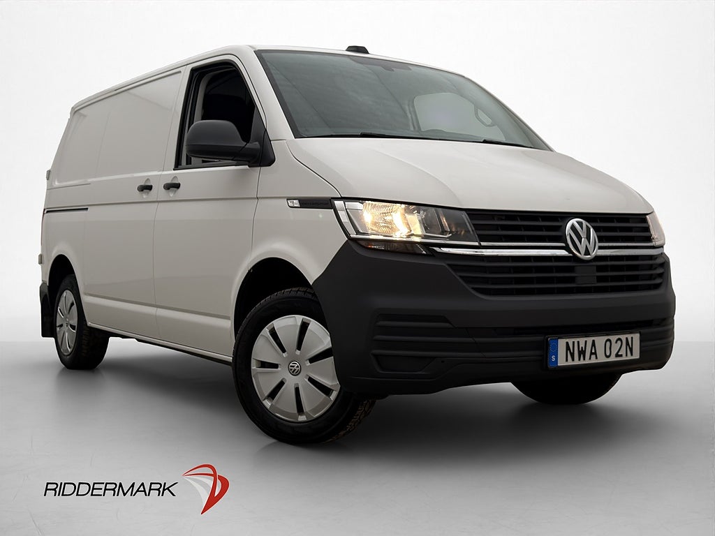 Volkswagen Transporter 2.0TDI Värmare Drag PDC CARPLAY Moms