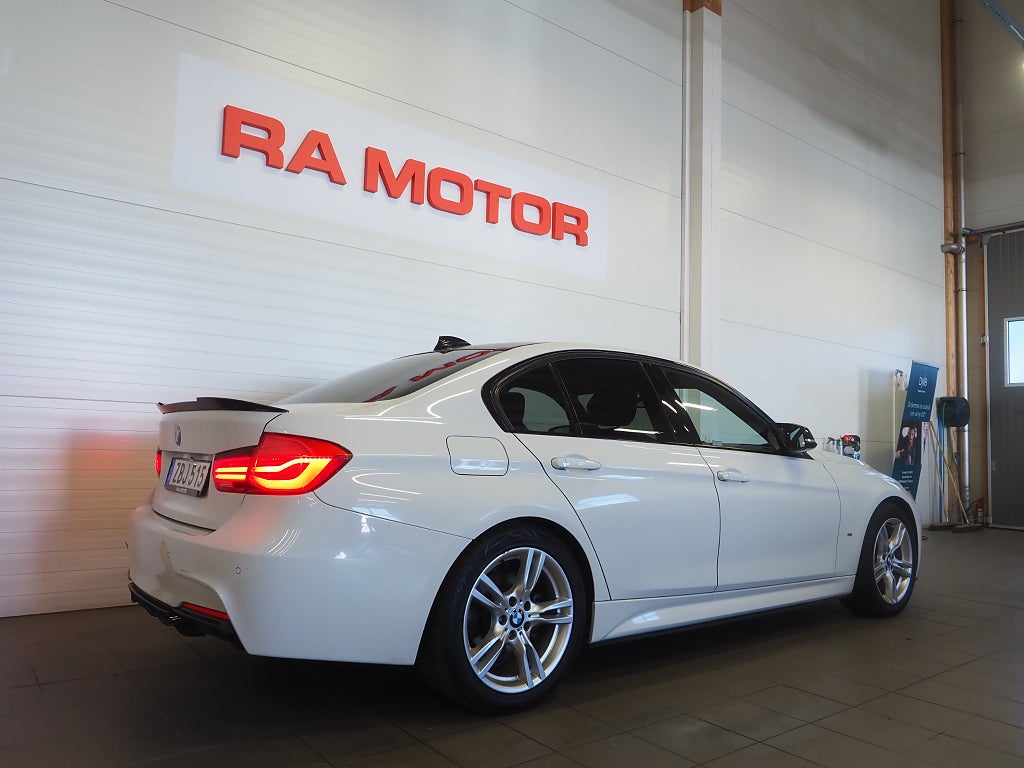 BMW 330e Sedan Steptronic M Sport 252hk Plug-In | Navi | P- Sen