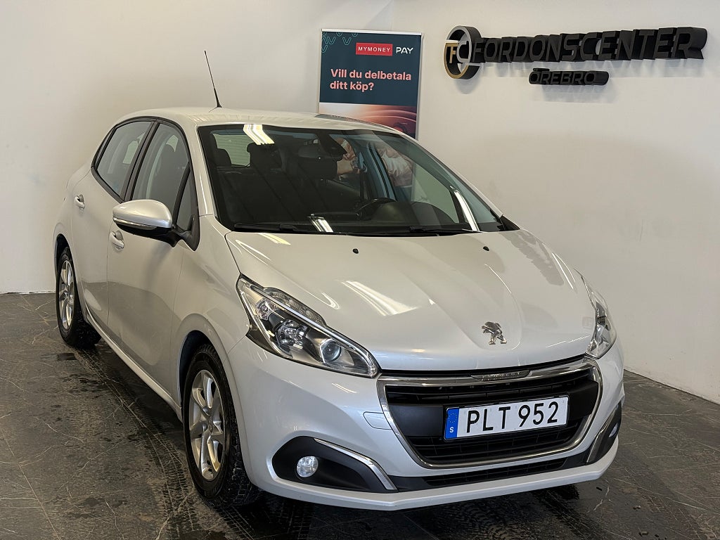 Peugeot 208 5-dörrar 1.2 PureTech 82hk Nybesiktigad En brukare BT