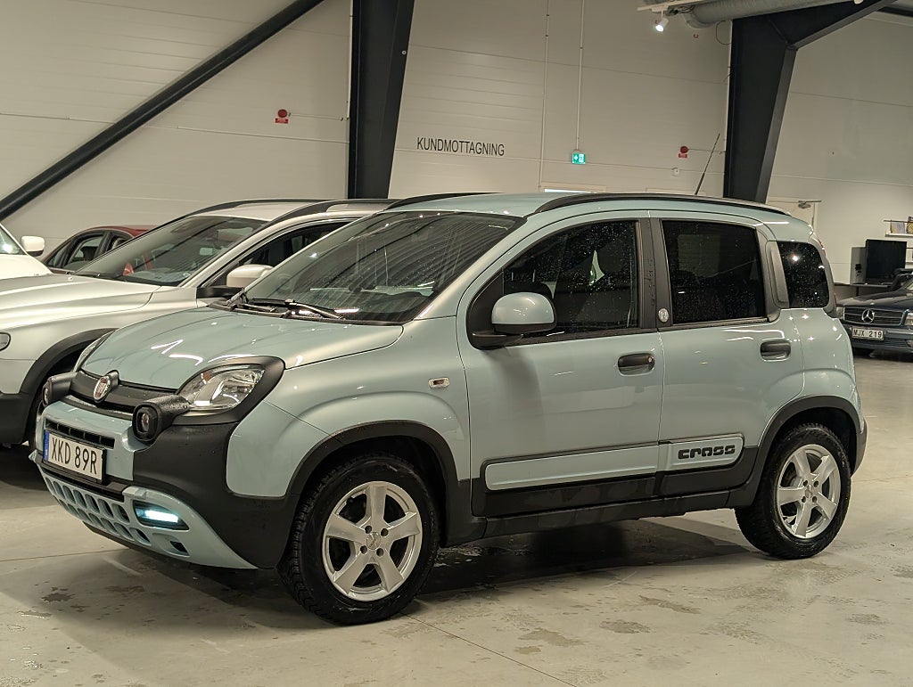 Fiat Panda City Cross Hybrid, Superfint skick. En ägare