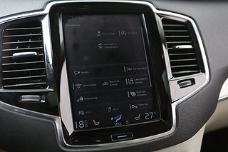 SUV Volvo XC90 20 av 30