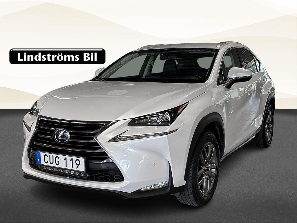 Lexus NX NX300h AWD Executive LED Dragkrok Sommar/Vinterhjul