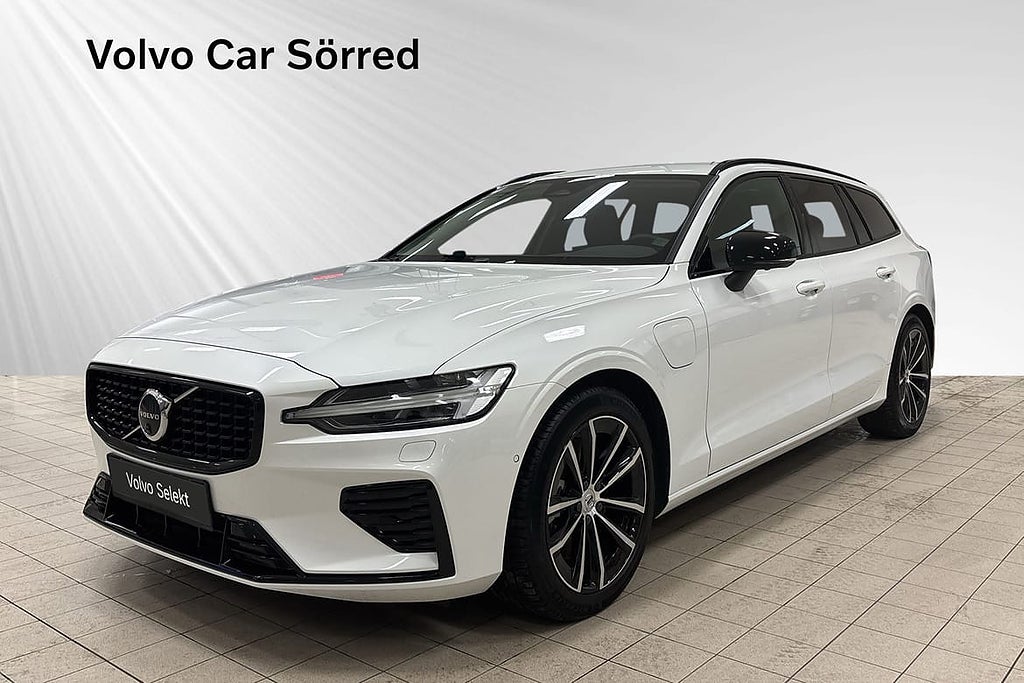 Volvo V60 T6 Plus Dark Edition